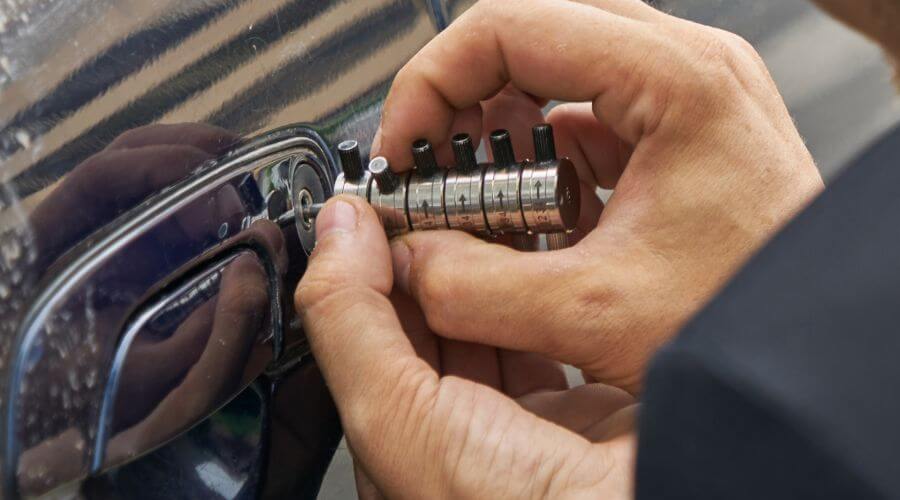 Professional New roof installation in Standard, IL